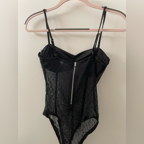 Kittenish Black lace polka dot bodysuit - size xs - Picture 8 of 11